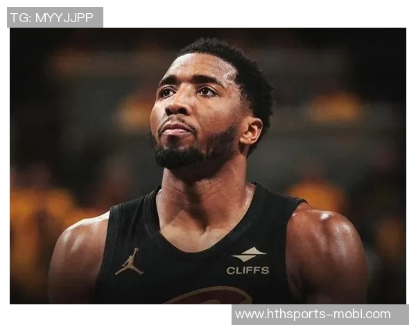 米切尔第三节狂砍15分助力球队领先20分展现绝佳状态 米切尔第三节狂砍15分助力球队领先20分展现绝佳状态